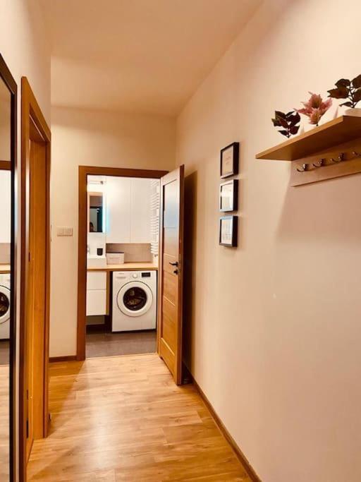 Spacious,Stylish And Comfortable 2 Room Apartment With Million Dollar View Varşovia Exterior foto